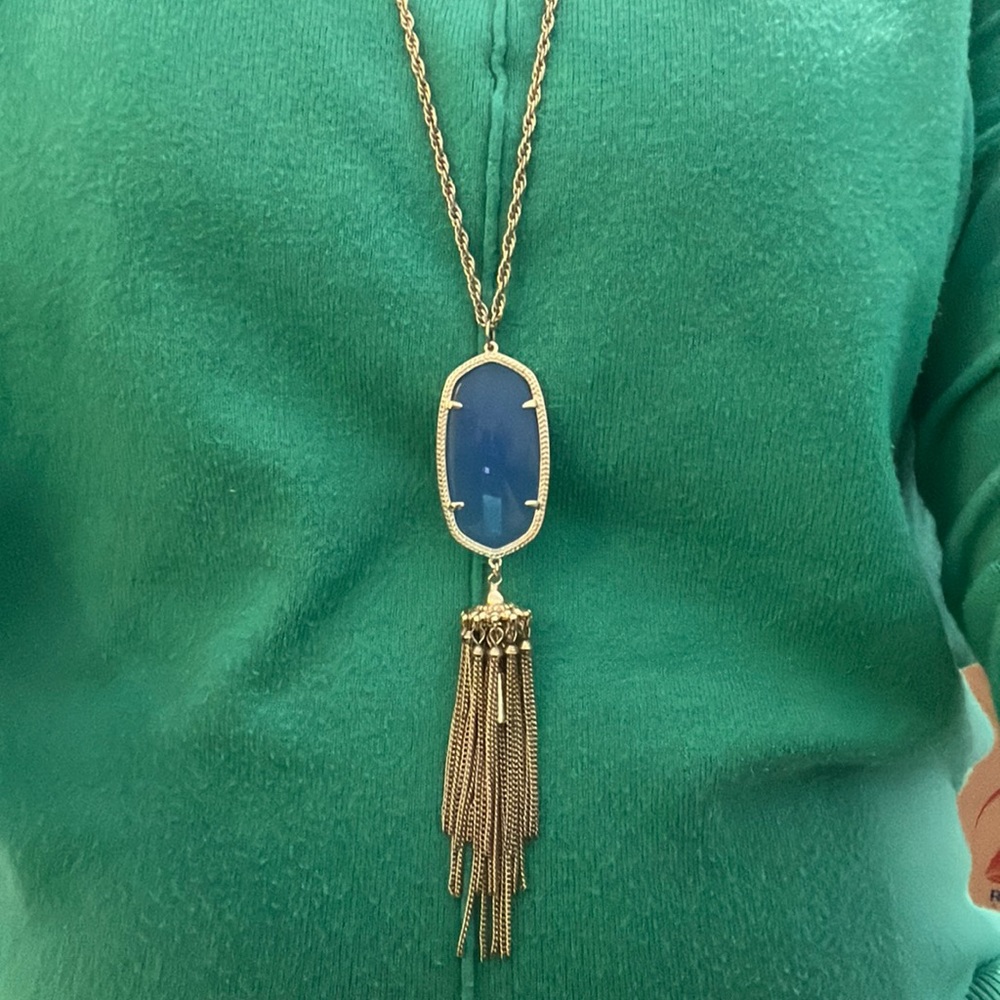 Kendra Scott pendant necklace